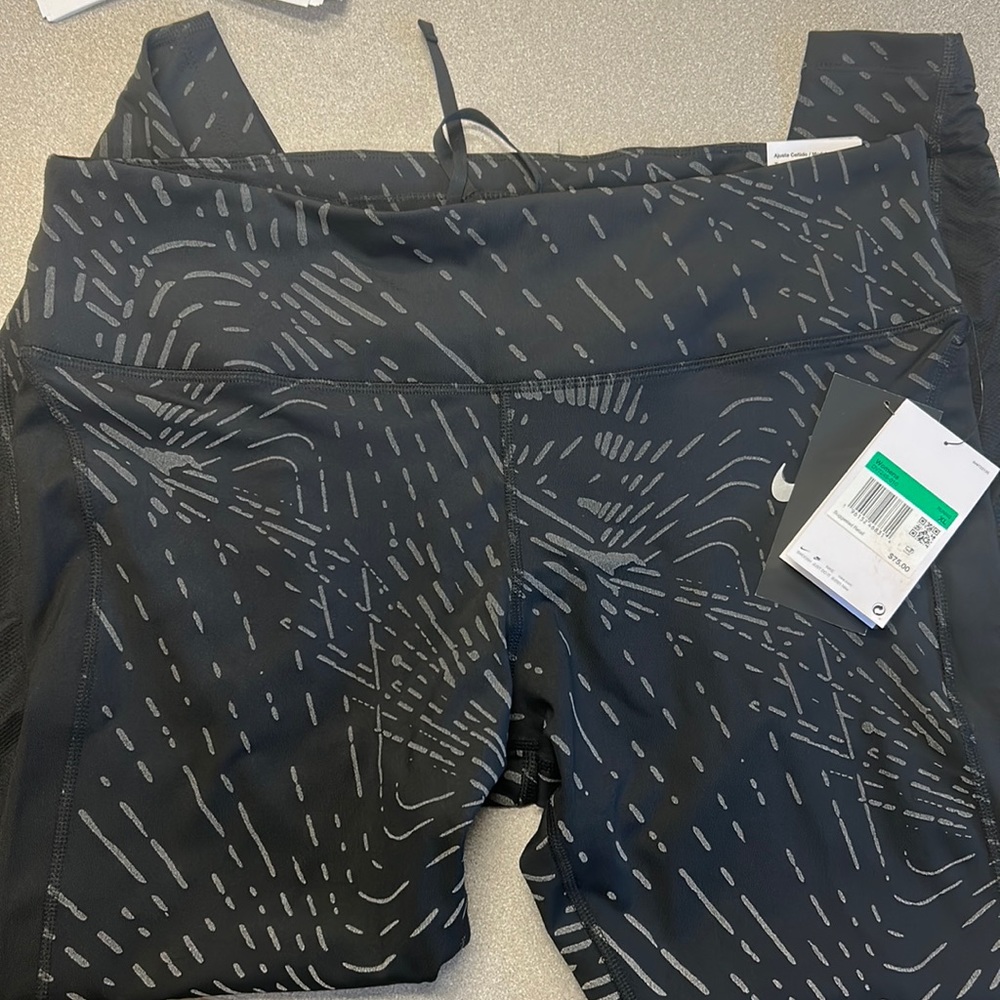 new Nike dri-fit leggings glow in the dark.